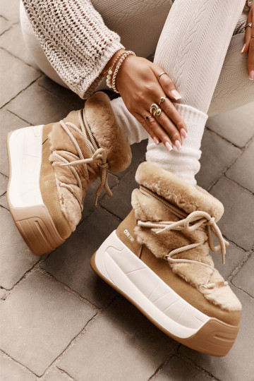 Pelle Stivali da neve Femminile Su una suola spessa con una pelliccia Big Star OO274A207 colore marrone 2