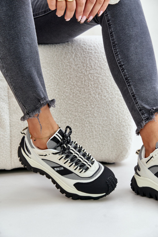 Pelle Scarpe modello sneakers Femminile con una piattaforma Big Star OO274A220 HI-POLY SYSTEM Bianco-colore nero Pelle Scarpe modello sneakers Femminile con una piattaforma Big Star OO274A220 HI-POLY SYSTEM Bianco-colore nero