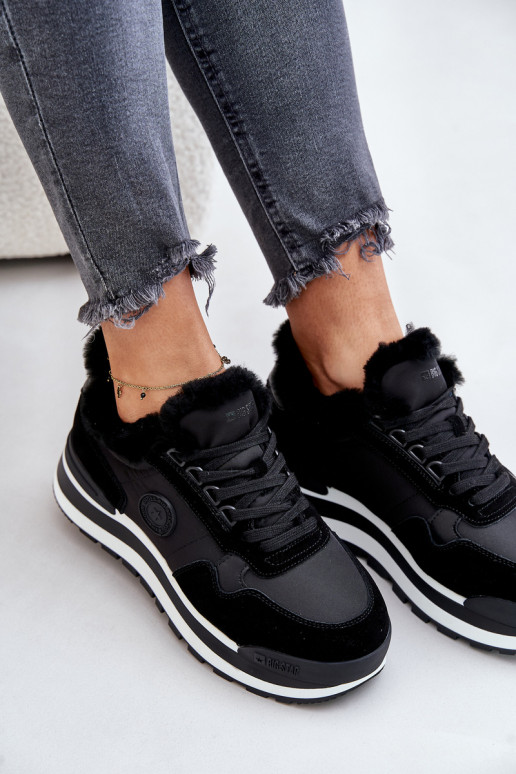 Scarpe modello sneakers Femminile riscaldamento con una piattaforma Big Star OO274A216 colore nero