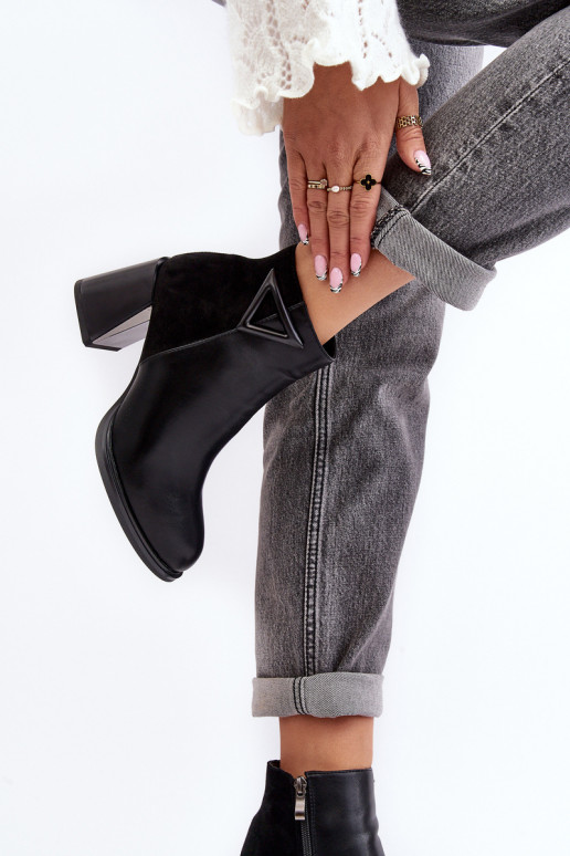 con effetto vernice Stivali con i tacchi riscaldamento MR880-093 colore nero con effetto vernice Stivali con i tacchi riscaldamento MR880-093 colore nero