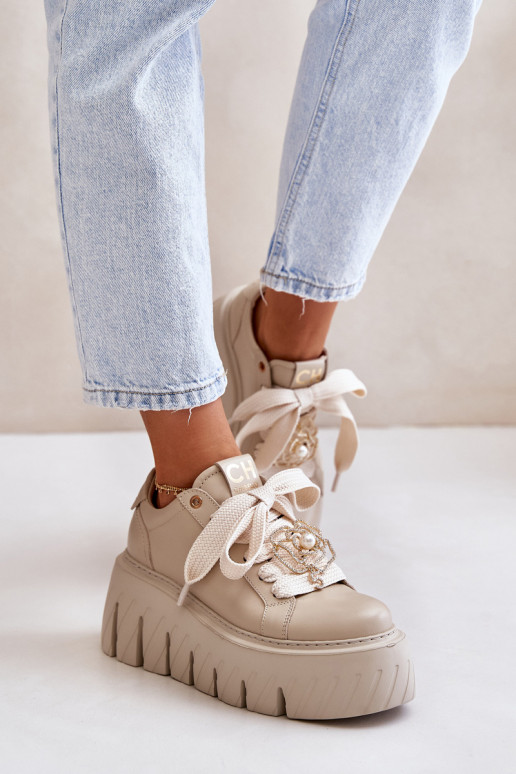 Scarpe modello sneakers Femminile con suole massicce alla moda con dettagli dorati CheBello 4530 beige Scarpe modello sneakers Femminile con suole massicce alla moda con dettagli dorati CheBello 4530 beige