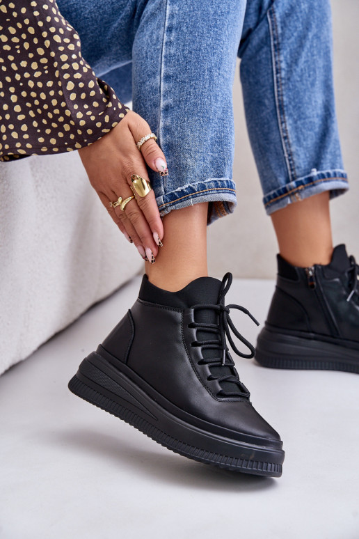 Pelle scarpe da ginnastica con una piattaforma Artiker 55C1041 colore nero  Pelle scarpe da ginnastica con una piattaforma Artiker 55C1041 colore nero