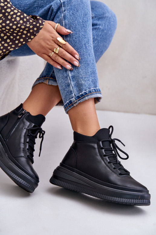 Pelle scarpe da ginnastica con una piattaforma Artiker 55C1041 colore nero  Pelle scarpe da ginnastica con una piattaforma Artiker 55C1041 colore nero