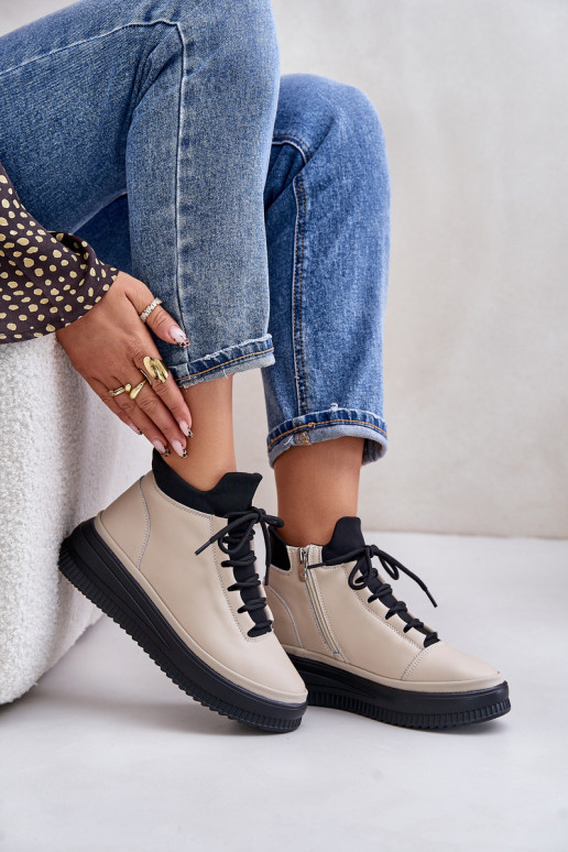 Pelle scarpe da ginnastica con una piattaforma Artiker 55C0554 beige  Pelle scarpe da ginnastica con una piattaforma Artiker 55C0554 beige