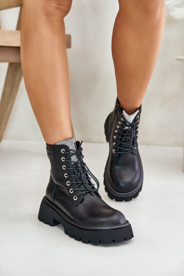 Stivaletti in pelle isolati da lavoro per donna con occhielli scintillanti GOE OO2N4125, neri 2