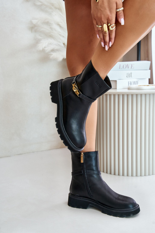 Pelle Stivali da donna con cinghie riscaldamento GOE OO2N4150 colore nero Pelle Stivali da donna con cinghie riscaldamento GOE OO2N4150 colore nero