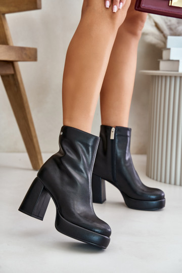 Aulinukai con tacco in pelle naturale GOE OO2N4166-NERO 2