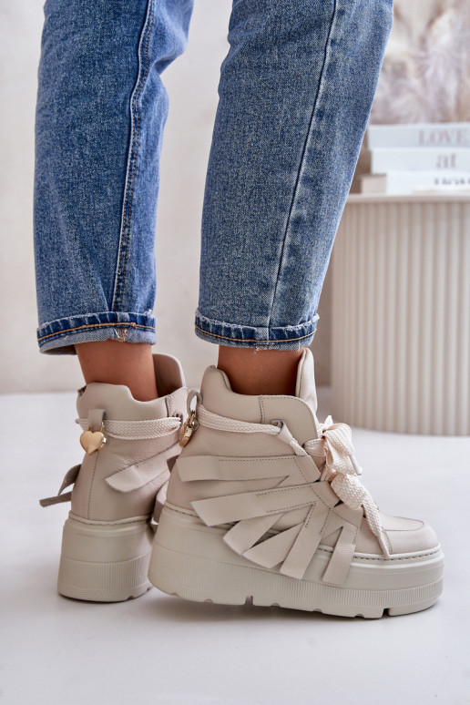 Pelle Scarpe modello sneakers Femminile con una piattaforma CheBello 4561 beige Pelle Scarpe modello sneakers Femminile con una piattaforma CheBello 4561 beige