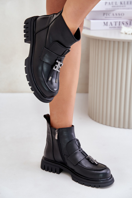 Pelle Stivali con tacchi larghi con ornamenti riscaldamento colore nero Asperra