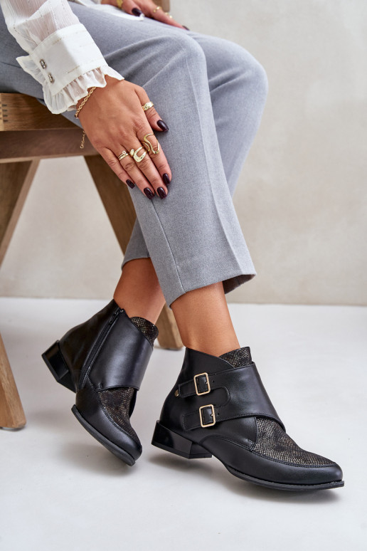 Pelle Stivali Con tacco basso con fibbie Deveciejka 06696-01 colore nero Pelle Stivali Con tacco basso con fibbie Deveciejka 06696-01 colore nero