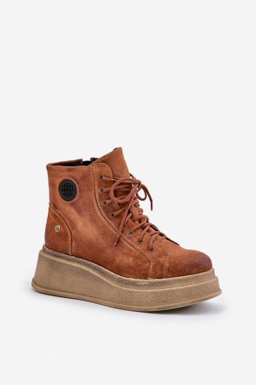 Scarpe scamosciate con una piattaforma Deveciejka 06309-29 colore marrone Scarpe scamosciate con una piattaforma Deveciejka 06309-29 colore marrone