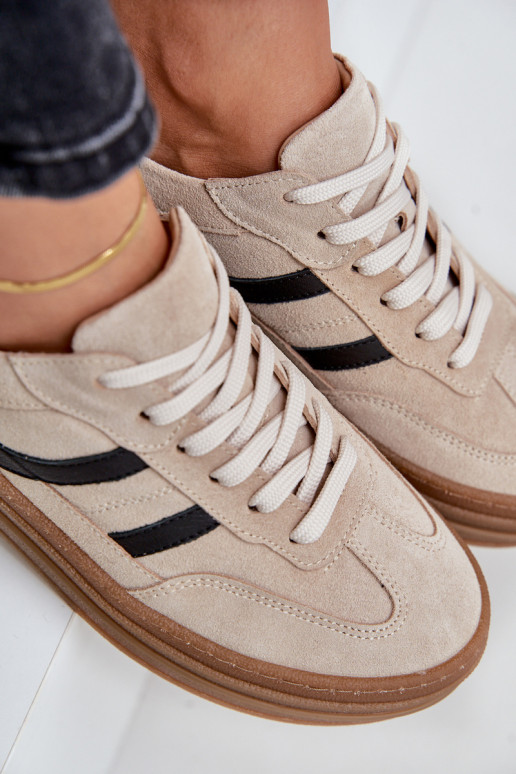 Zazoo N1176 dalla pelle scamosciata Scarpe modello sneakers con una piattaforma beige Zazoo N1176 dalla pelle scamosciata Scarpe modello sneakers con una piattaforma beige