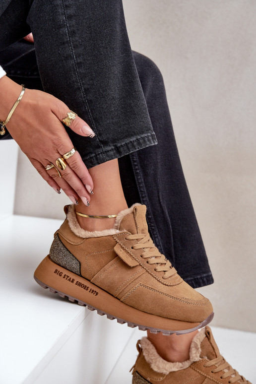 dalla pelle scamosciata Scarpe modello sneakers Femminile con una pelliccia I Błyszczącym Elemento Big Star OO274578 Hi-Poly Sys