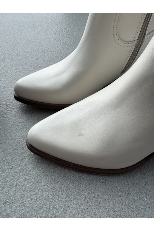 Pelle stivali Contro la strada con i tacchi Zazoo 3675 Colore bianco