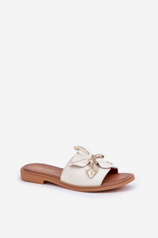 Pantofole con ornamenti pelle naturale Zazoo 3667 Colore bianco Pantofole con ornamenti pelle naturale Zazoo 3667 Colore bianco