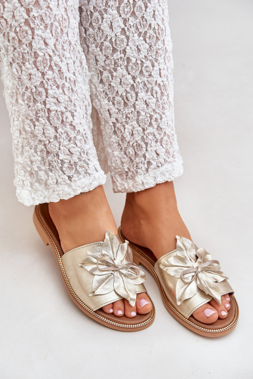 Pantofole con ornamenti pelle naturale Zazoo 3667 colore dorato Pantofole con ornamenti pelle naturale Zazoo 3667 colore dorato