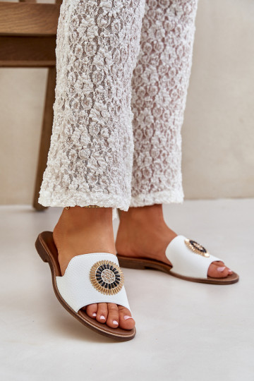 Ciabatte in pelle con ornamenti e tacco largo LeĮskis 3047/O bianche