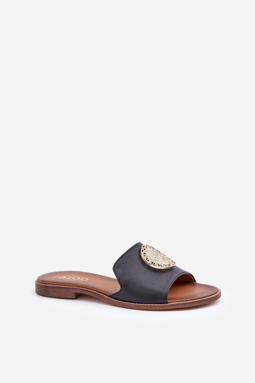 Pantofole in pelle con ornamenti con tacchi larghi Zazoo 3047/O colore nero Pantofole in pelle con ornamenti con tacchi larghi Zazoo 3047/O colore nero