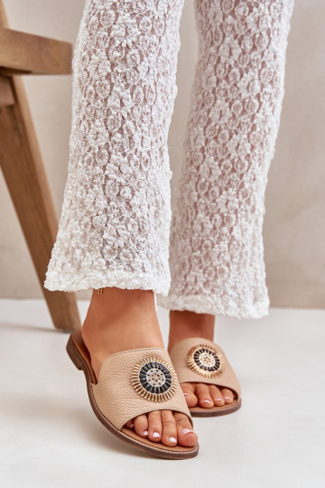 Pantofole in pelle con ornamenti con tacchi larghi LeAski 3047/O beige