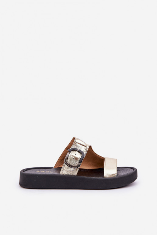 Pantofole in pelle Femminile con una piattaforma Zazoo 3024 colore dorato Pantofole in pelle Femminile con una piattaforma Zazoo 3024 colore dorato