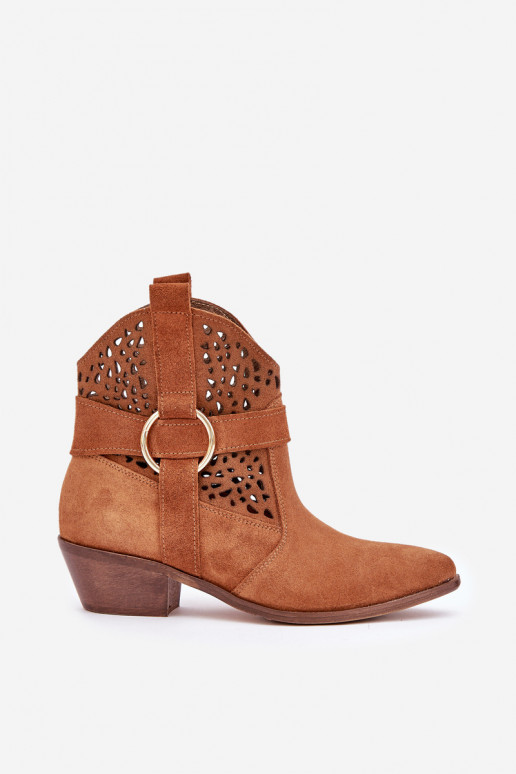 Scarpe scamosciate stile coAboy con elementi traforati con i tacchi Zazoo 2994 colore marrone Scarpe scamosciate stile coAboy con elementi traforati con i tacchi Zazoo 2994 colore marrone