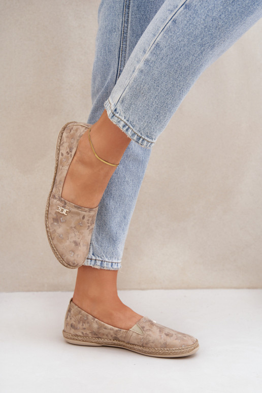 Stile elegante Espadrillas in pelle scamosciata con fiori Femminile Zazoo 10177 beige