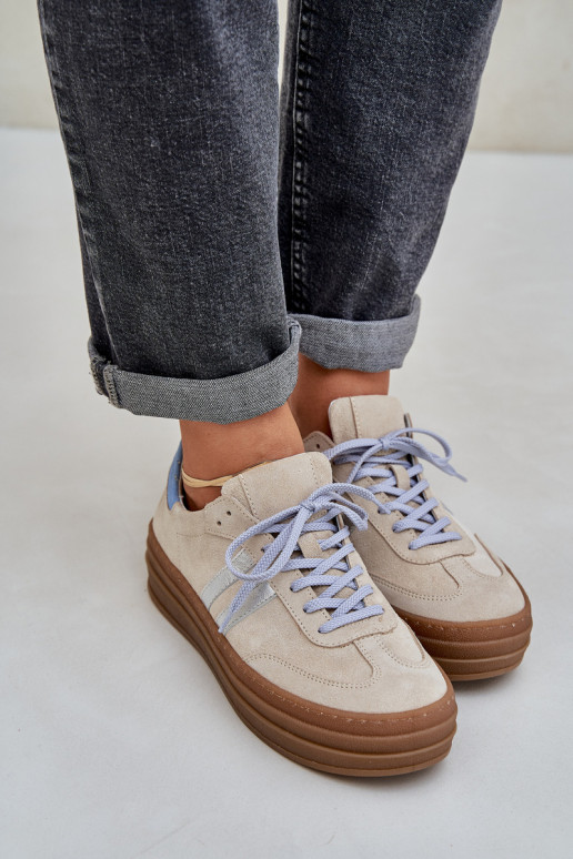 Zazoo N1068S4 Scarpe modello Sneakers in camoscio con una piattaforma beige Zazoo N1068S4 Scarpe modello Sneakers in camoscio con una piattaforma beige