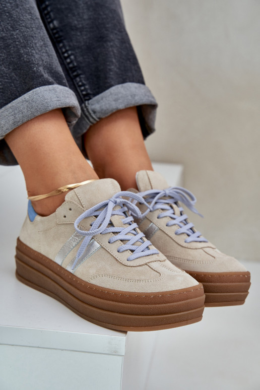 Zazoo N1068S4 Scarpe modello Sneakers in camoscio con una piattaforma beige Zazoo N1068S4 Scarpe modello Sneakers in camoscio con una piattaforma beige