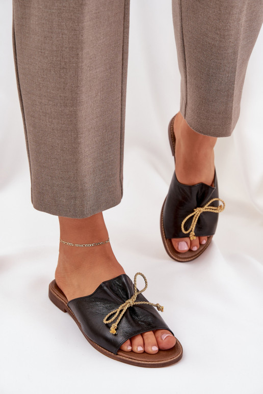 Pelle isoscele Stile elegante Pantofole con nastri LeAski 3572 colore nero Pelle isoscele Stile elegante Pantofole con nastri LeAski 3572 colore nero