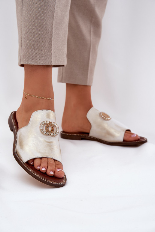 Stile elegante Pantofole in pelle Femminile con ornamenti Zazoo 3008 colore dorato Przecierany Stile elegante Pantofole in pelle Femminile con ornamenti Zazoo 3008 colore dorato Przecierany