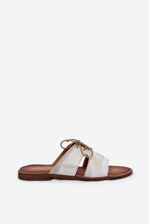 Pantofole in pelle Femminile con tacchi larghi Zazoo 3022 colore dorato Przecierany Pantofole in pelle Femminile con tacchi larghi Zazoo 3022 colore dorato Przecierany