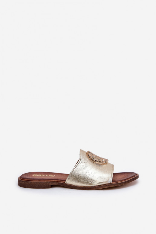 Zazoo 2938 Pantofole in pelle con tacchi larghi con ornamenti colore dorato Zazoo 2938 Pantofole in pelle con tacchi larghi con ornamenti colore dorato