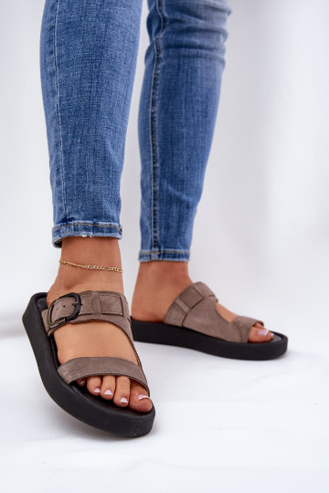 Pantofole da donna in pelle scamosciata con una piattaforma Zazoo 3024 colore marrone