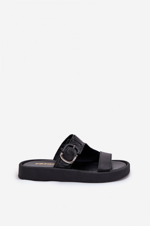 Pantofole in pelle Femminile con una piattaforma Zazoo 3024 colore nero Pantofole in pelle Femminile con una piattaforma Zazoo 3024 colore nero