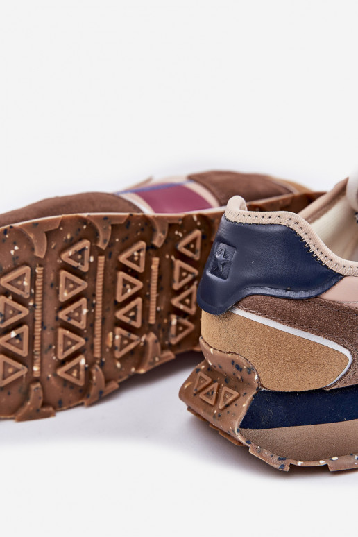 dalla pelle scamosciata Scarpe modello sneakers Deveschio con una piattaforma Big Star RR174475 Hi-Poly System beige dalla pelle scamosciata Scarpe modello sneakers Deveschio con una piattaforma Big Star RR174475 Hi-Poly System beige