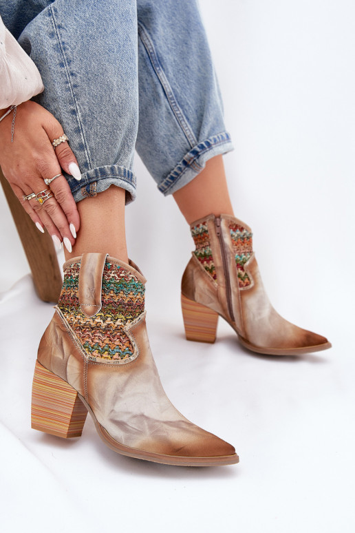 Pelle stivali stile coAboy con i tacchi decorare Plecionką Deveciejka 06810-29 Colori differenti