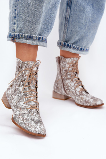 Pelle Elegantellato Stivali con tacchi larghi Deveciejka 06391-25 beige