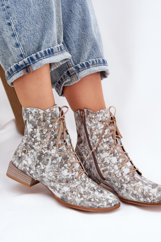 Pelle Elegantellato Stivali con tacchi larghi Deveciejka 06391-25 beige