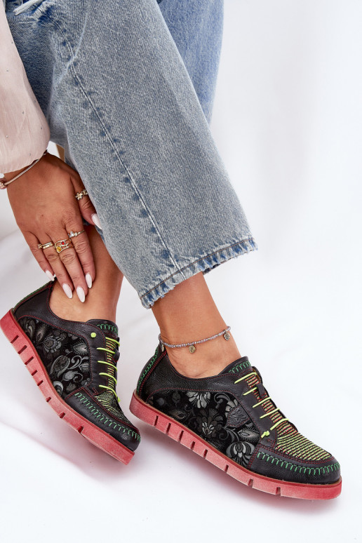 Pelle scarpe Femminile Elegantellato Deveciejka 06784-20 colore nero Pelle scarpe Femminile Elegantellato Deveciejka 06784-20 colore nero