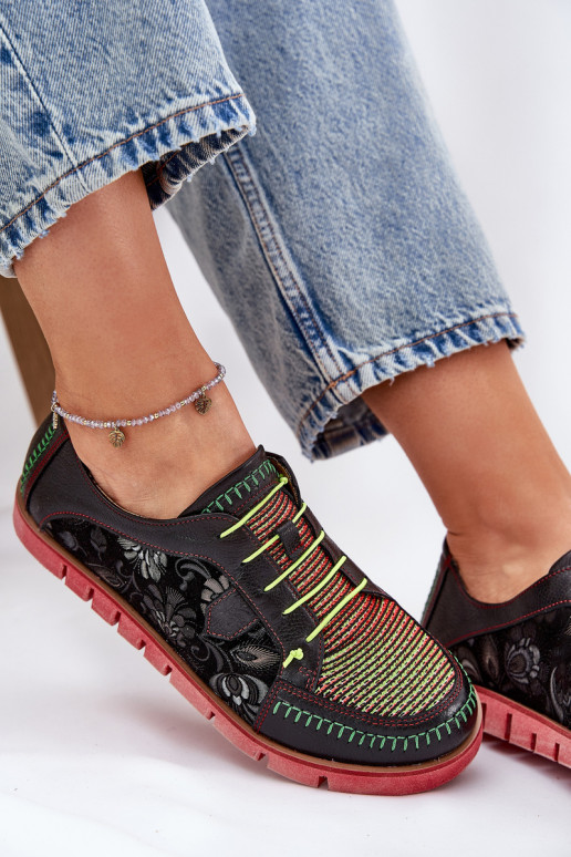 Pelle scarpe Femminile Elegantellato Deveciejka 06784-20 colore nero Pelle scarpe Femminile Elegantellato Deveciejka 06784-20 colore nero