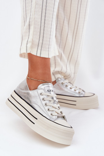 Pelle Scarpe per il tempo libero con una piattaforma GOE RR2N4108 color argento 2