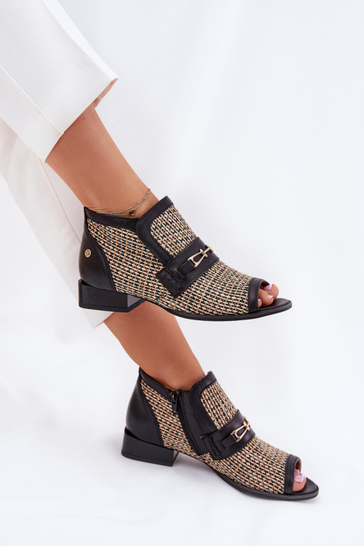 Pelle Stivali da donnaOdkrytymi Palcami Deveciejka 06934-39/00-1 Nero e-beige Pelle Stivali da donnaOdkrytymi Palcami Deveciejka 06934-39/00-1 Nero e-beige