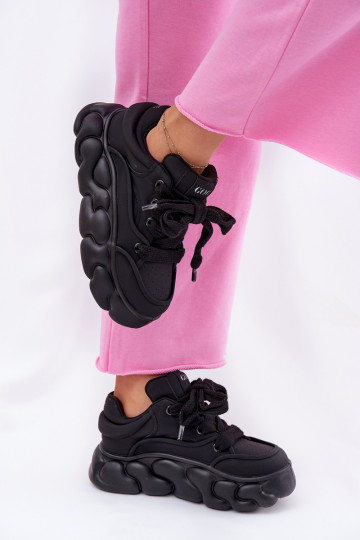 Pelle Scarpe modello sneakers Femminile con una piattaforma GOE RR2N4044 colore nero