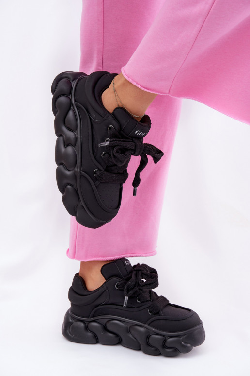 Pelle Scarpe modello sneakers Femminile con una piattaforma GOE RR2N4044 colore nero