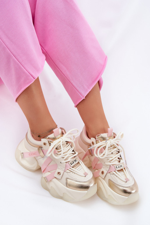 Pelle Scarpe modello sneakers Femminile con suole massicce alla moda GOE RR2N4031 beige