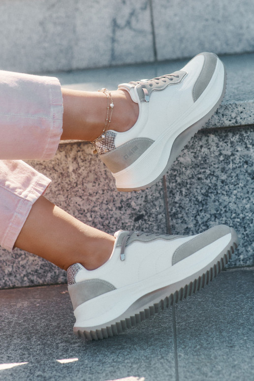 dalla pelle scamosciata Scarpe modello sneakers Femminile con una piattaforma Big Star RR274A344 HI-POLY SYSTEM beige