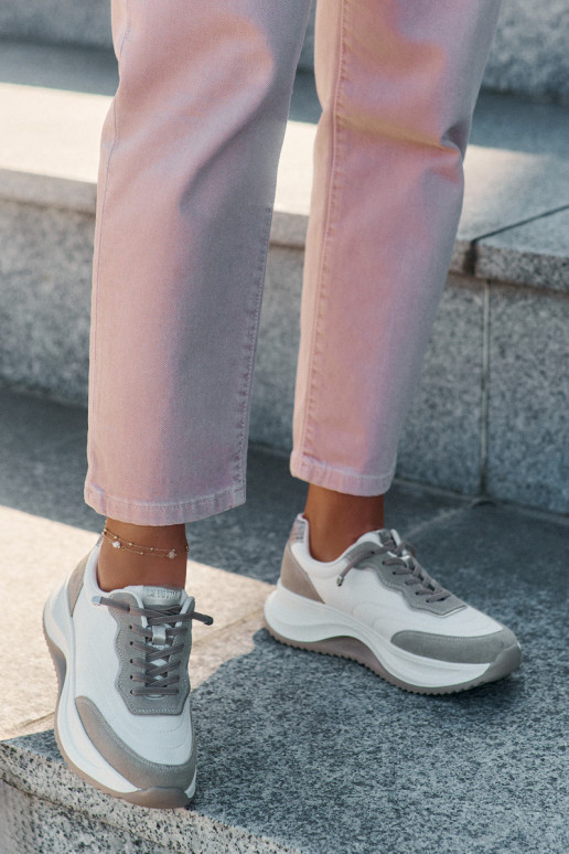 dalla pelle scamosciata Scarpe modello sneakers Femminile con una piattaforma Big Star RR274A344 HI-POLY SYSTEM beige