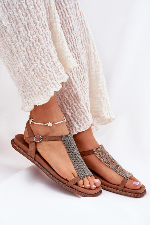 isoscele Stile elegante Sandali da donna con gli occhi lucenti Artiker 56C1365 colore marrone isoscele Stile elegante Sandali da donna con gli occhi lucenti Artiker 56C1365 colore marrone