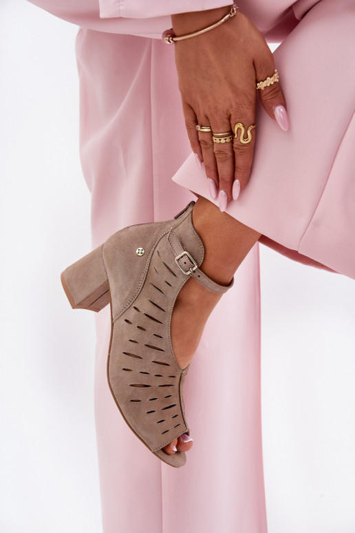 dalla pelle scamosciata Stivali da donna Deveciejka 06893-10 beige