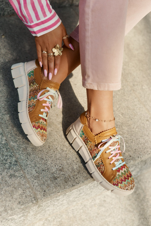 Femminile Pelle scarpe Deveciejka 05850-29 Colori differenti